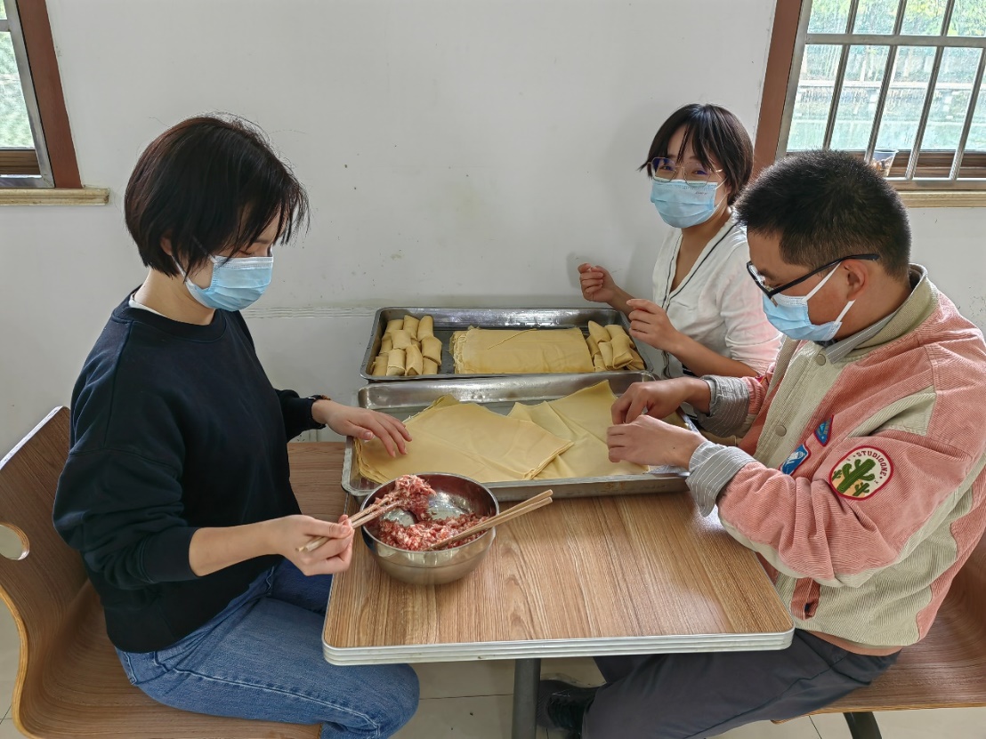 f8db513cf1e04388ab99152fed387040.Jpeg