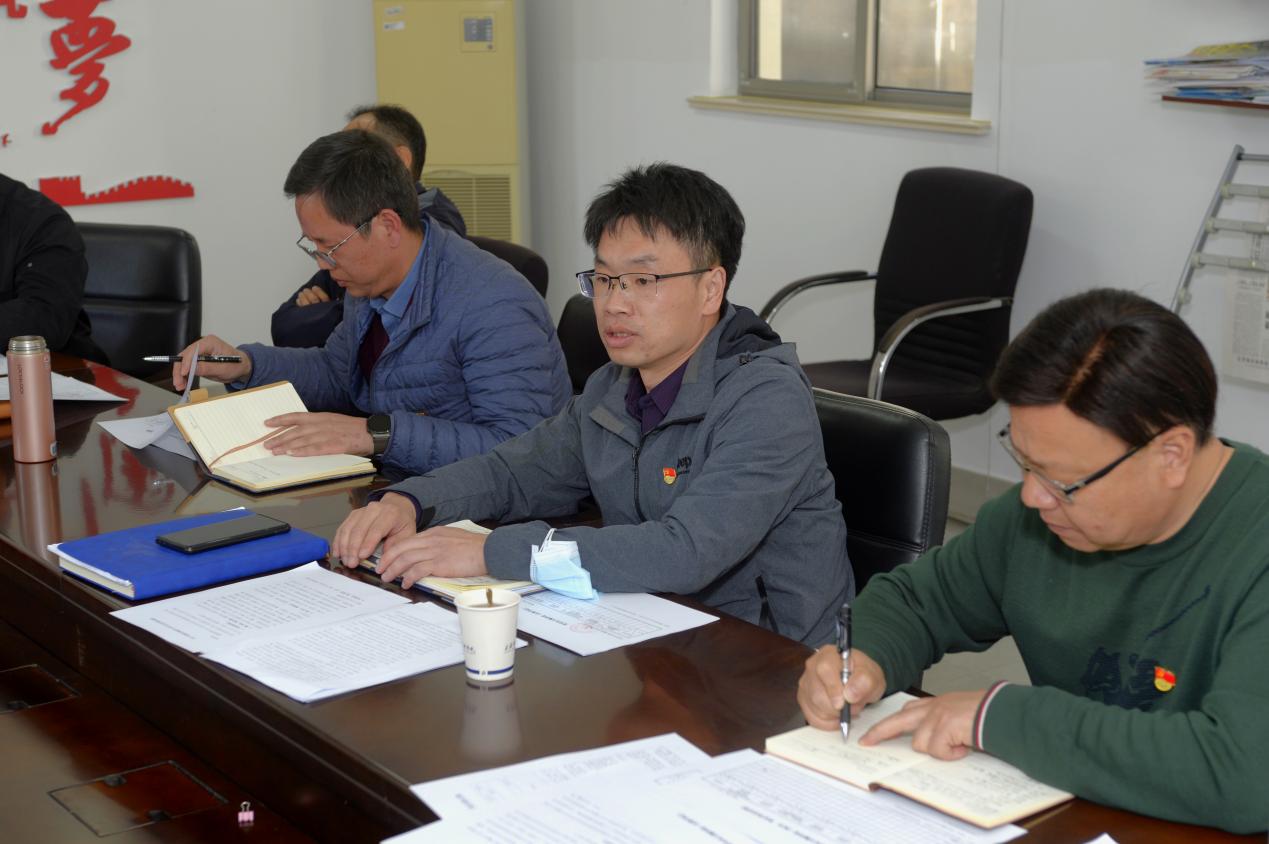 ecdc312bee2a4d32a7483812050e76a8.Jpeg
