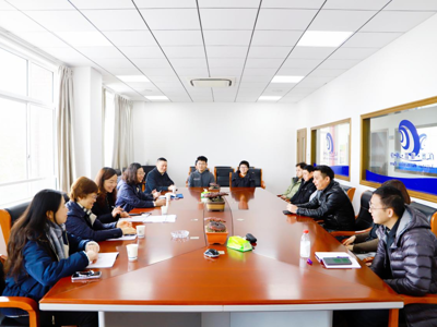 情暖一线守初心 凝心聚力促发展