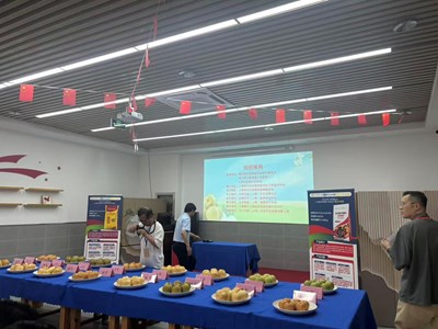 我院林果所梨新品种基地在2025年梨王争霸擂台上斩获金奖