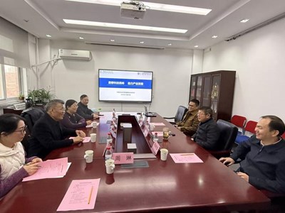 院党委书记、院长蔡友铭带队赴中国农业科学院蔬菜花卉研究所调研交流