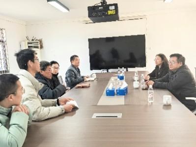 院林果所与光明崇明农场深化交流 共推瑞华果园产业升级