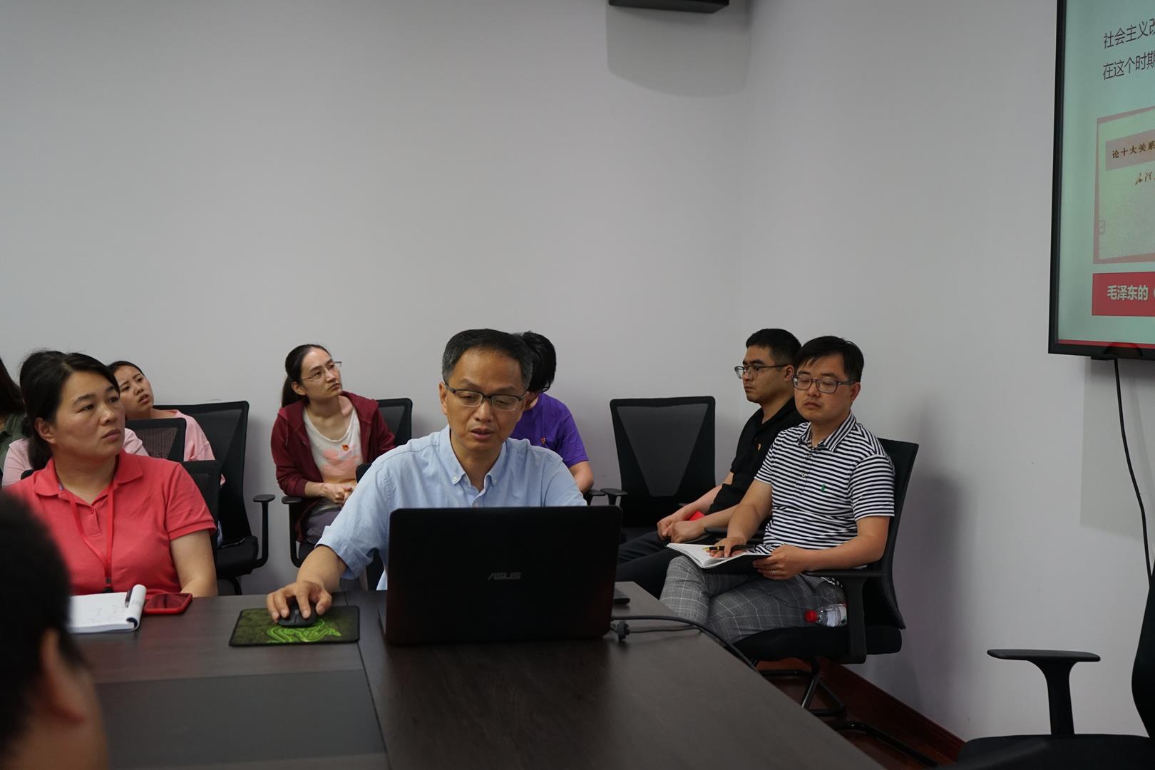 98e4bf8663bd4bcfa20cfba6dfea4e93.JPG 98e4bf8663bd4bcfa20cfba6dfea4e93.JPG