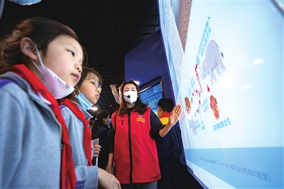 b4169edae2434463a63d9a9e233b3743.jpg b4169edae2434463a63d9a9e233b3743.jpg