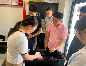【先行区共建】信息所开发的“移动式生菜生长监测系统”成功在金山区示范应用