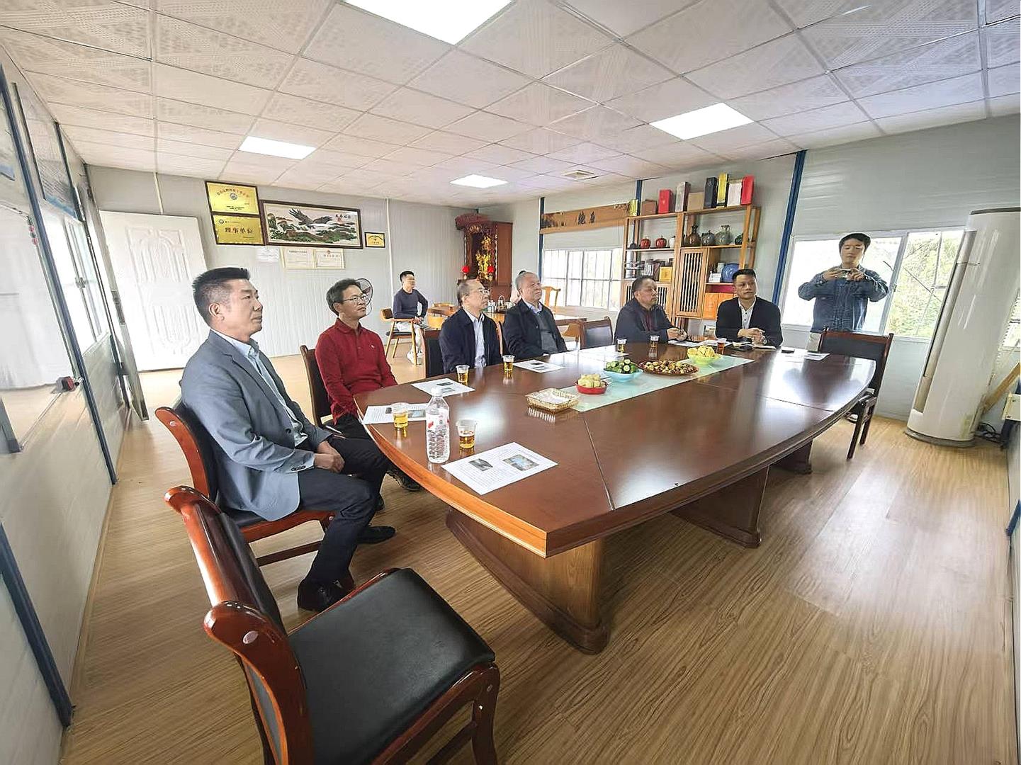 11ef1e02150b4de6abb5a4def3a91e6c.jpg 11ef1e02150b4de6abb5a4def3a91e6c.jpg