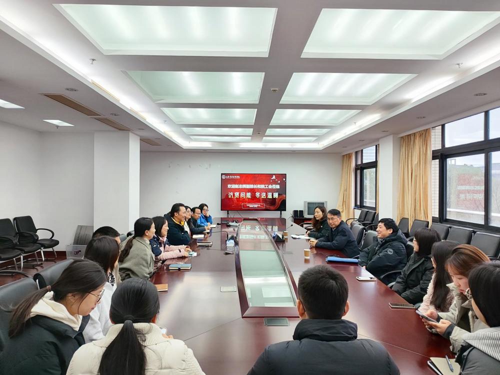 a8bdb4b4e0a5877f10c7c4902f40e8f1