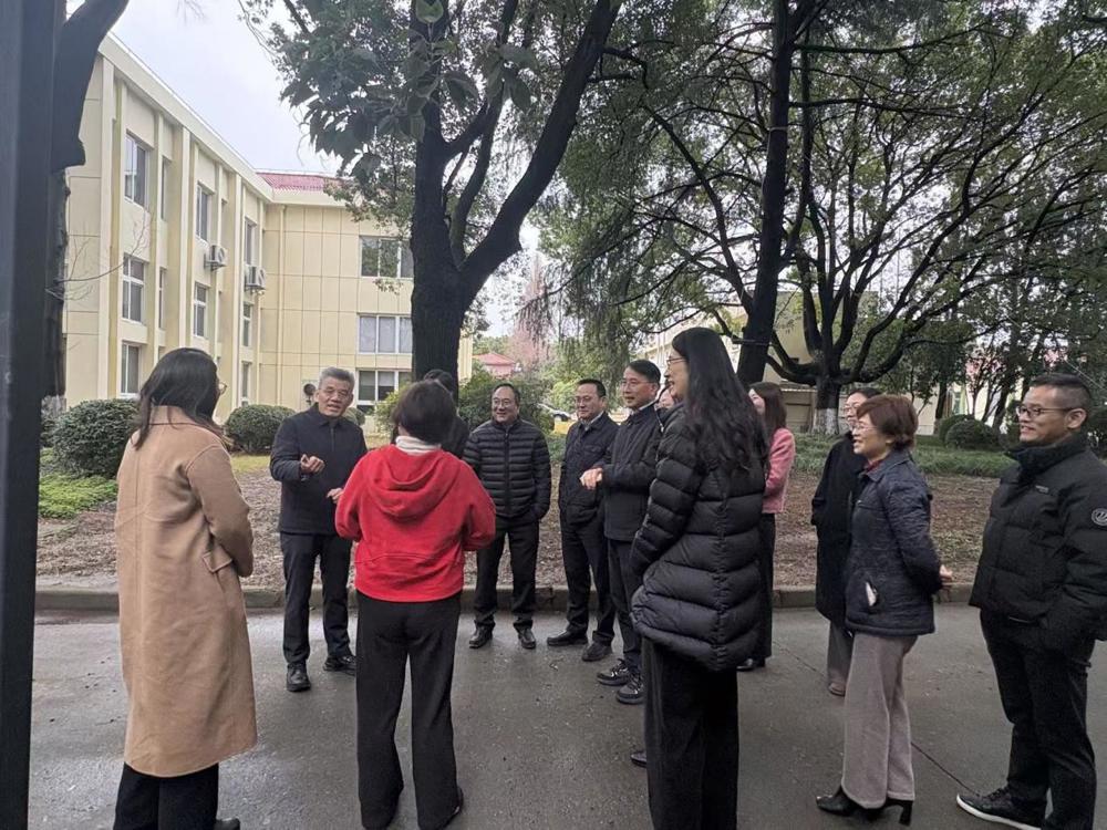 7328d7e90a93b343562ad6eea71b347e