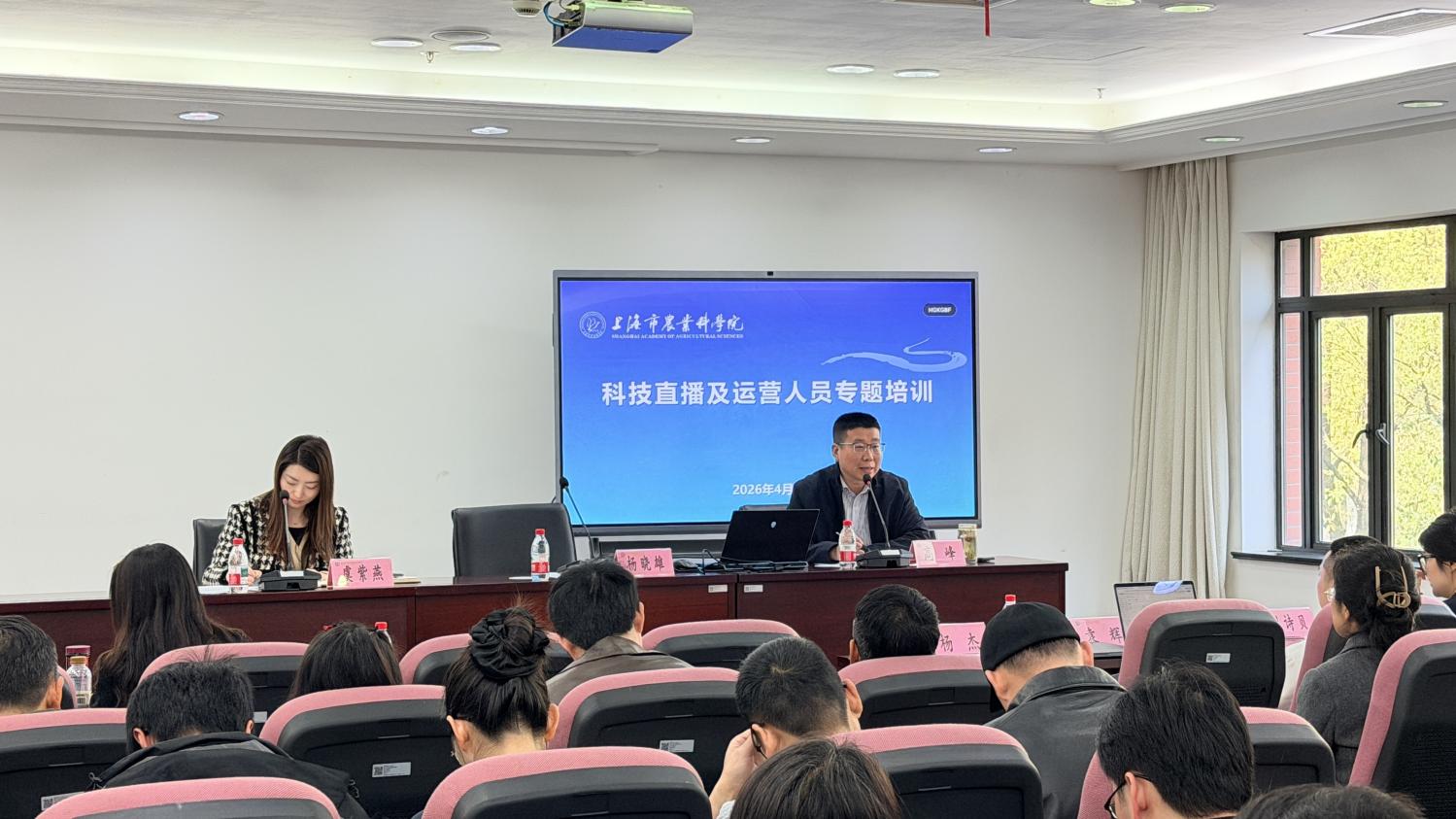 01b5b9063e412efdda0bdf6cbffae1ad