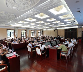科技兴农共绘乡村振兴新图景--我院举行“院区合作”乡村振兴交流会暨新优品种推介品鉴会