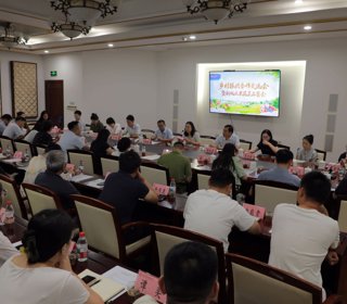 我院成功举办驻村第一书记走进农科院乡村振兴合作交流会暨新优品种品鉴会