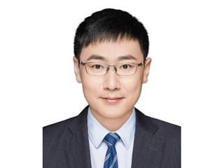 白 冰　研究员　生物技术研究所党支部书记、副所长
