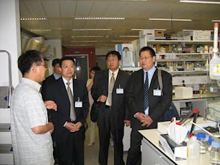 院所领导赴英国进行学术考察