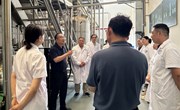 院党委委员、纪委书记姚训慰问食用菌所加工室团队