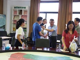 炎炎夏日送清凉，致敬高温下的坚守