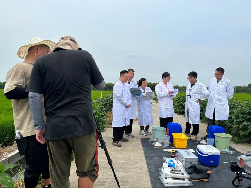 9ff61de328654f559098c829eb049a1f.jpg 9ff61de328654f559098c829eb049a1f.jpg