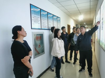 我院林果所科技人员赴河北省农林科学院开展国家（桃、梨）产业技术体系间对接工作