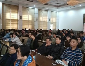 我院组织广大党员群众集中收看中国共产党第十九次全国代表大会开幕式