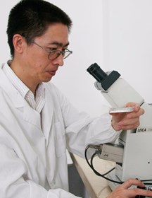 张德福　研究员　动物胚胎生物技术