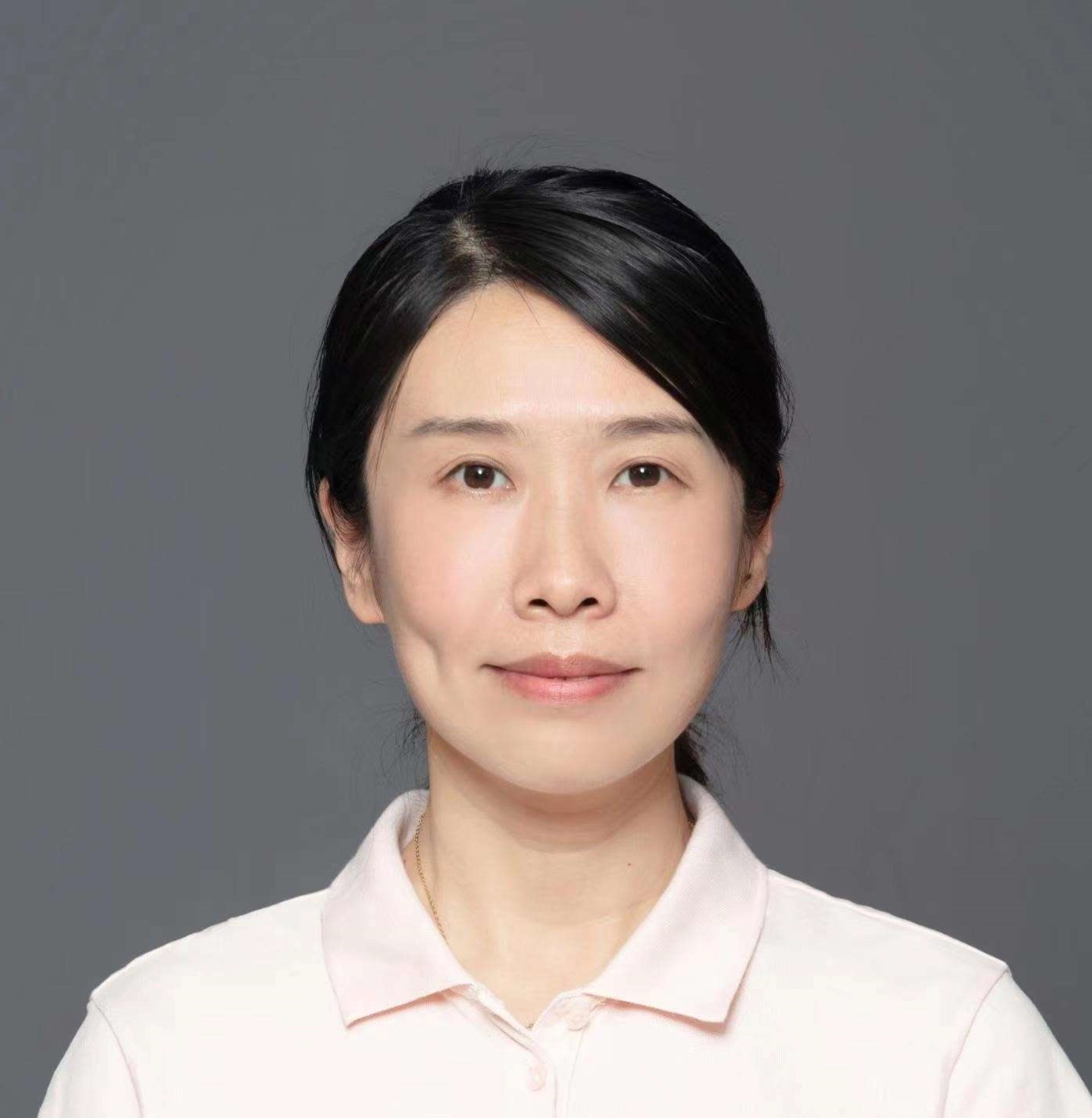 吴 潇　研究员　农产品生物安全