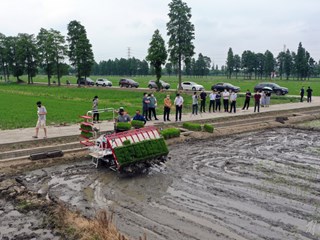 我院无人农场建设项目交流会在青浦现代农业园区召开