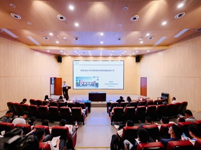 质标所科技人员赴上海交通大学陆伯勋食品研究中心开展农药残留培训授课
